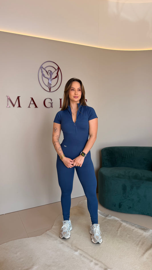 MACACÃO COM MANGA LARI