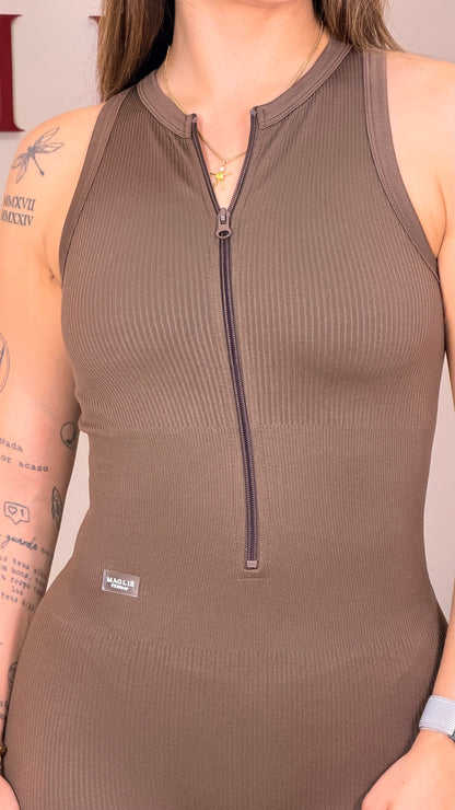 MACACÃO CANELADO REGATA RO